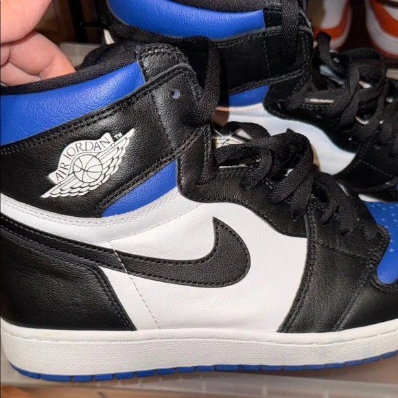 Mens Jordan Air 1 Retro High OG "Royal Toe" sneakers Black - Picture 6 of 11